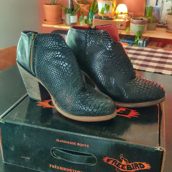 freebird Shoes - Freebird Detroit Black Snake - W's Size 10